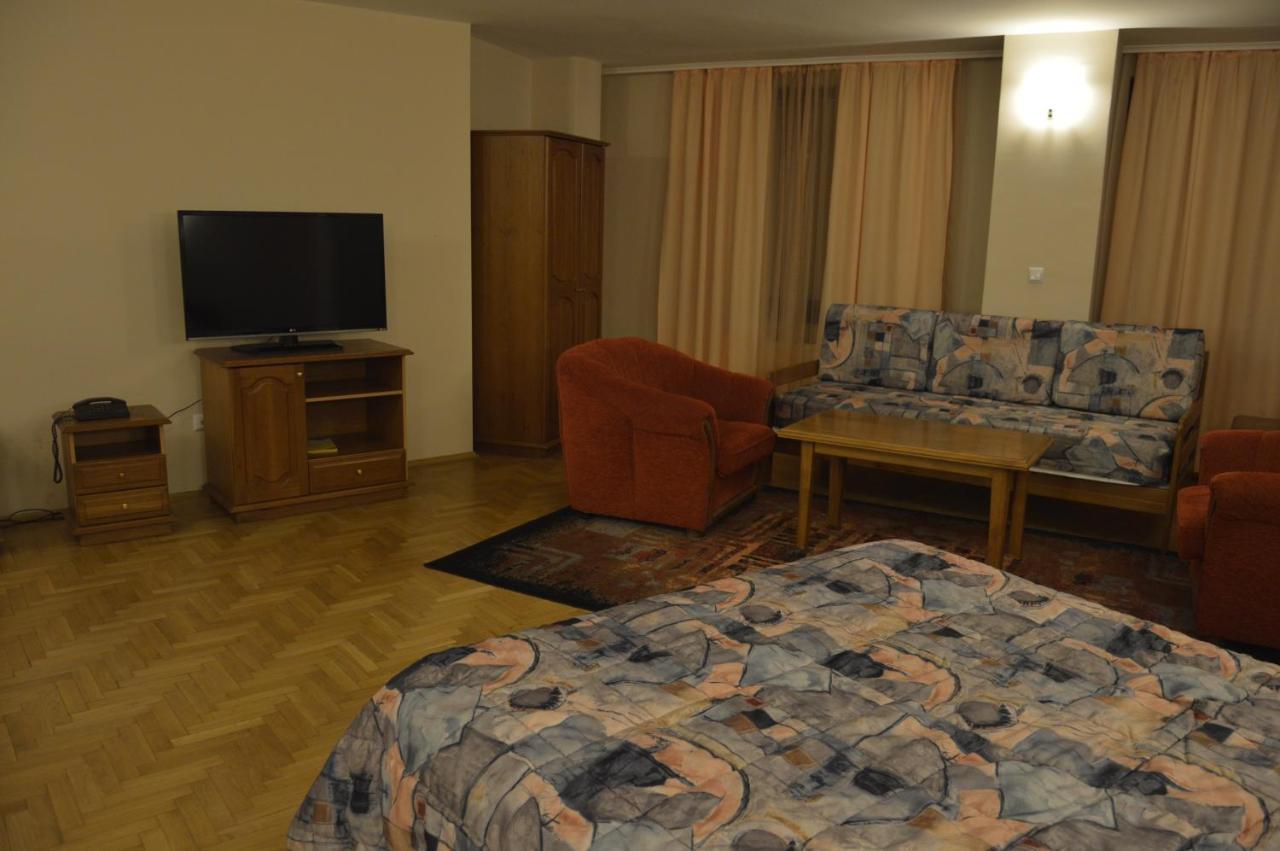 Hotel Drama Burgas Extérieur photo